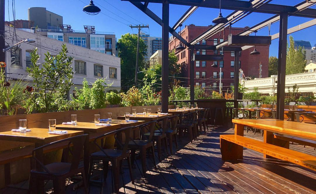 Sit and Sip – Some of Our Favorite Outdoor Dining Around Seattle